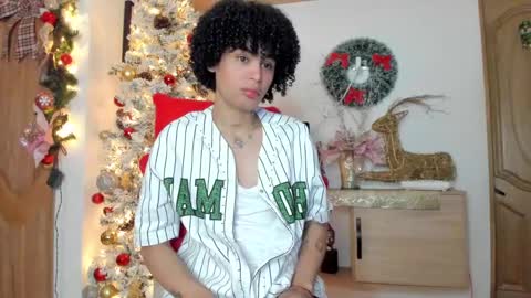 Snapshot of _jaay77 chatting on January 3, 5:10 pm Jay online show from January 3, 5:10 pm