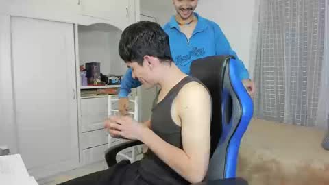 Snapshot of _jamesboy chatting on September 10, 12:32 am James online show from September 10, 12:32 am