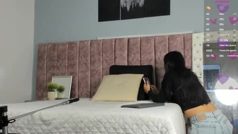 Jasmine online show from November 9, 12:14 pm