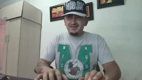 Snapshot of _jordanxxiii chatting on November 20, 10:48 am jordan online show from November 20, 10:48 am