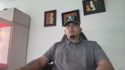 Snapshot of _jordanxxiii chatting on November 25, 11:54 am jordan online show from November 25, 11:54 am