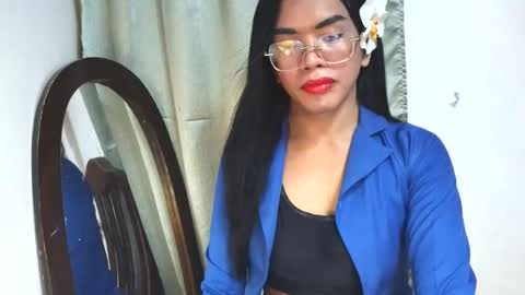 _karie_ online show from October 11, 6:23 am