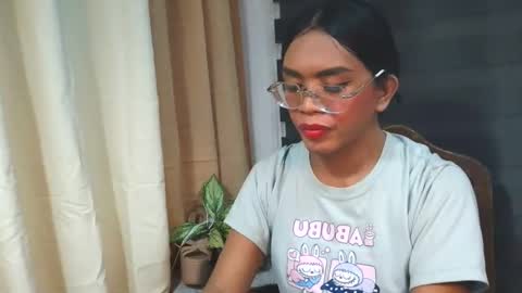 _karie_ online show from November 2, 2:30 pm