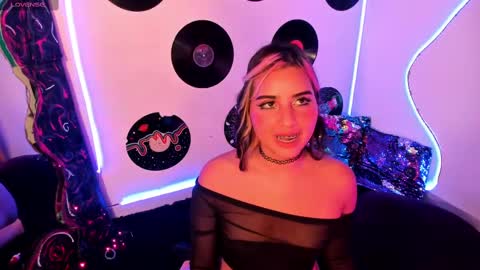 _karine01 online show from January 14, 5:30 am