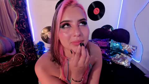 Snapshot of _karine01 chatting on January 31, 3:20 am _karine01 online show from January 31, 3:20 am