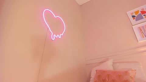 karol online show from October 16, 1:34 pm