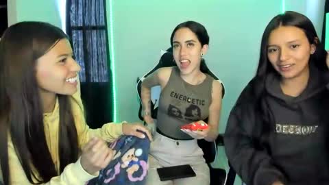 Snapshot of _khloe_sweet chatting on February 10, 9:15 pm khloe sweet online show from February 10, 9:15 pm