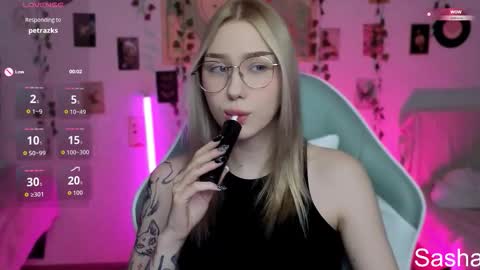 Snapshot of _kitekat_ chatting on November 7, 11:32 am _kitekat_ online show from November 7, 11:32 am