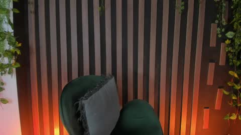 Snapshot of _kleo_ chatting on February 11, 12:49 am online show from February 11, 12:49 am