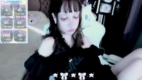  kuro  online show from September 12, 7:41 am