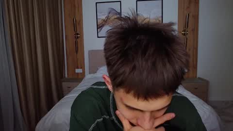 Snapshot of _kurt chatting on February 15, 9:04 pm Kurt online show from February 15, 9:04 pm