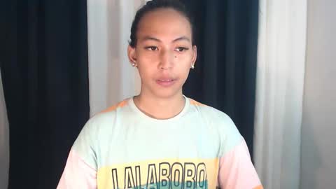 Kylie online show from October 2, 9:49 am