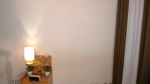 Kylie online show from April 20, 4:10 pm