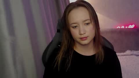 Snapshot of _lalune_ chatting on September 25, 11:14 am _lalune_ online show from September 25, 11:14 am
