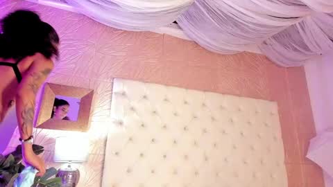 Lanna  online show from February 13, 12:02 am