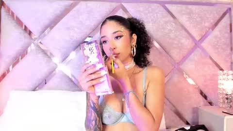 Lanna  online show from November 8, 11:47 pm