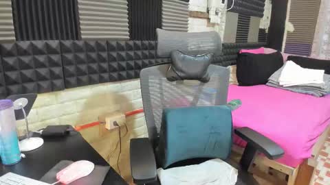 Snapshot of _lexie_hart chatting on September 24, 5:22 am lexie online show from September 24, 5:22 am