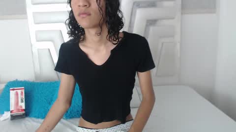 _lexx1e online show from December 28, 1:49 pm