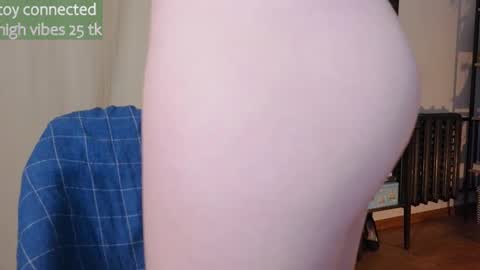 Snapshot of _lightmyfire chatting on February 13, 5:01 pm Salome Lovense always on from 5 tk My content and your custom requests online show from February 13, 5:01 pm