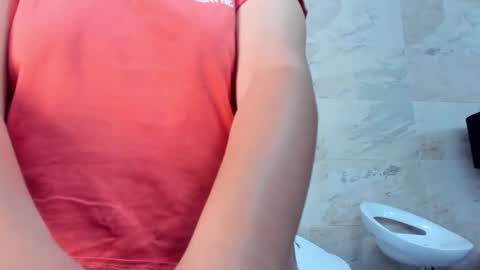 lily  online show from December 3, 7:12 pm