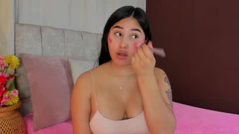 Snapshot of _little_ivy chatting on October 23, 8:07 pm Ivy 3 online show from October 23, 8:07 pm