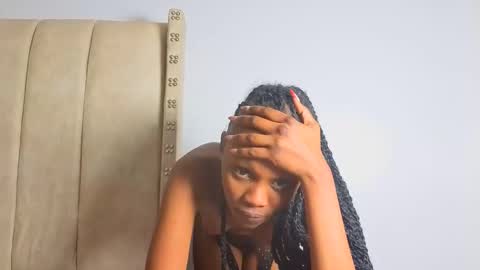 Littlevenus online show from October 19, 1:34 pm