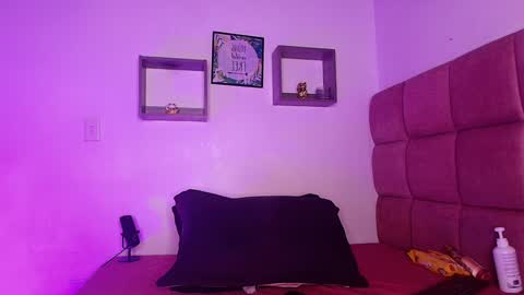 Lorrayne online show from January 20, 11:56 am