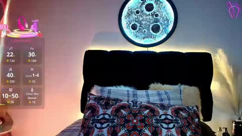 Lorrayne online show from April 23, 12:04 pm