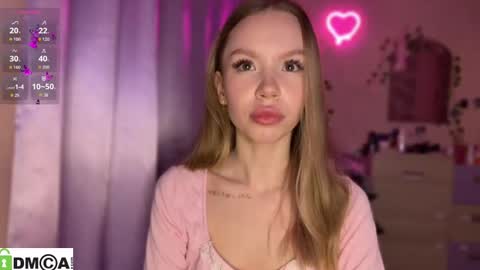 Snapshot of _love_me_again chatting on October 19, 9:37 pm Katie online show from October 19, 9:37 pm
