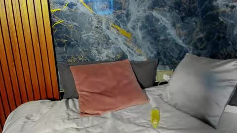 Snapshot of _luca_flame chatting on September 16, 8:54 pm _luca_flame online show from September 16, 8:54 pm