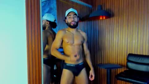 Snapshot of _luca_flame chatting on September 21, 1:07 am _luca_flame online show from September 21, 1:07 am