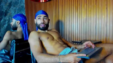 Snapshot of _luca_flame chatting on September 25, 12:31 pm _luca_flame online show from September 25, 12:31 pm