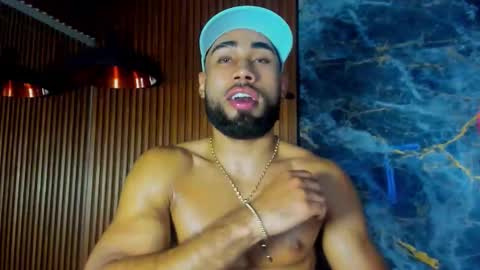 Snapshot of _luca_flame chatting on October 6, 3:42 pm _luca_flame online show from October 6, 3:42 pm