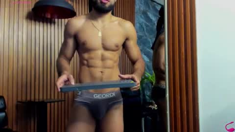 Snapshot of _luca_flame chatting on October 22, 4:40 pm _luca_flame online show from October 22, 4:40 pm