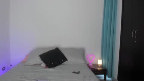   online show from February 20, 2:39 pm