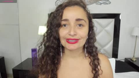 Snapshot of _luna__sweet_ chatting on February 3, 6:13 am luna sweet online show from February 3, 6:13 am