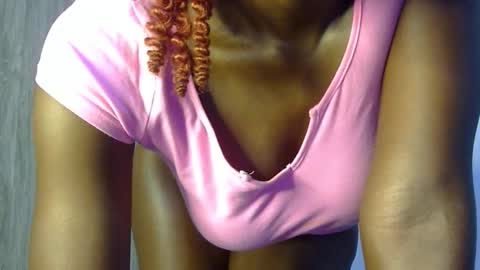 Snapshot of _luna_nyx chatting on September 28, 5:24 am Luna online show from September 28, 5:24 am