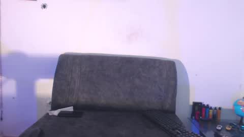 Snapshot of _luxury_23 chatting on January 17, 12:31 pm STIVEN online show from January 17, 12:31 pm