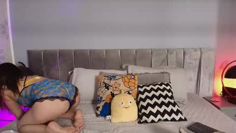 _maccaa_ online show from November 27, 8:00 pm