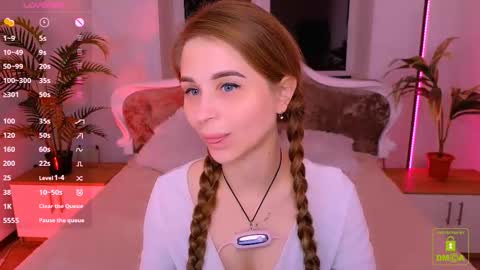 Eva  online show from October 11, 11:36 pm