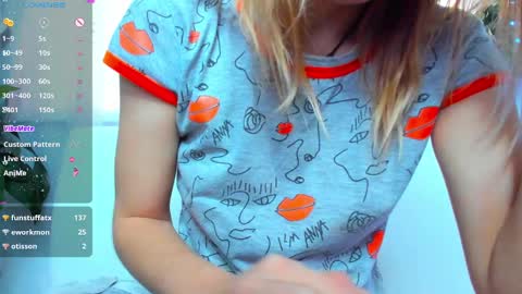 Scarlett online show from February 7, 7:50 am