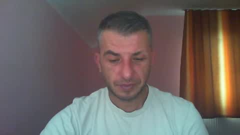 Snapshot of _marrrio chatting on December 6, 9:54 am _marrrio online show from December 6, 9:54 am