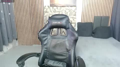 Snapshot of _marylina chatting on March 8, 8:33 am marylina online show from March 8, 8:33 am