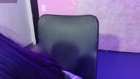 Mavis  online show from October 14, 7:58 pm