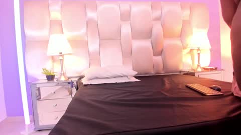 Snapshot of _megan_lovitz_ chatting on February 26, 6:32 pm _megan_lovitz_ online show from February 26, 6:32 pm