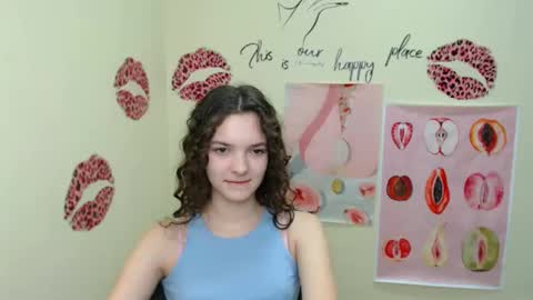 Susie online show from December 15, 1:22 pm