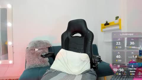 Juli online show from December 3, 8:51 pm