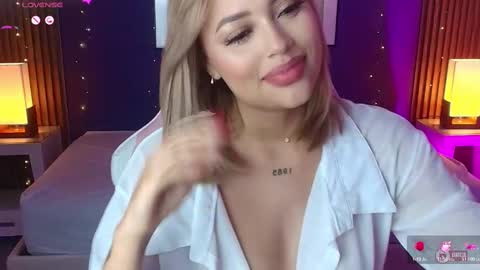 Snapshot of _meliblue chatting on October 1, 8:04 pm Meli online show from October 1, 8:04 pm