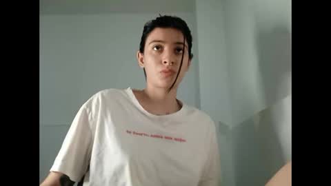 Mia-foster online show from February 16, 8:00 pm