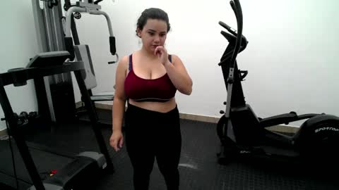  Mia  online show from April 1, 12:50 pm